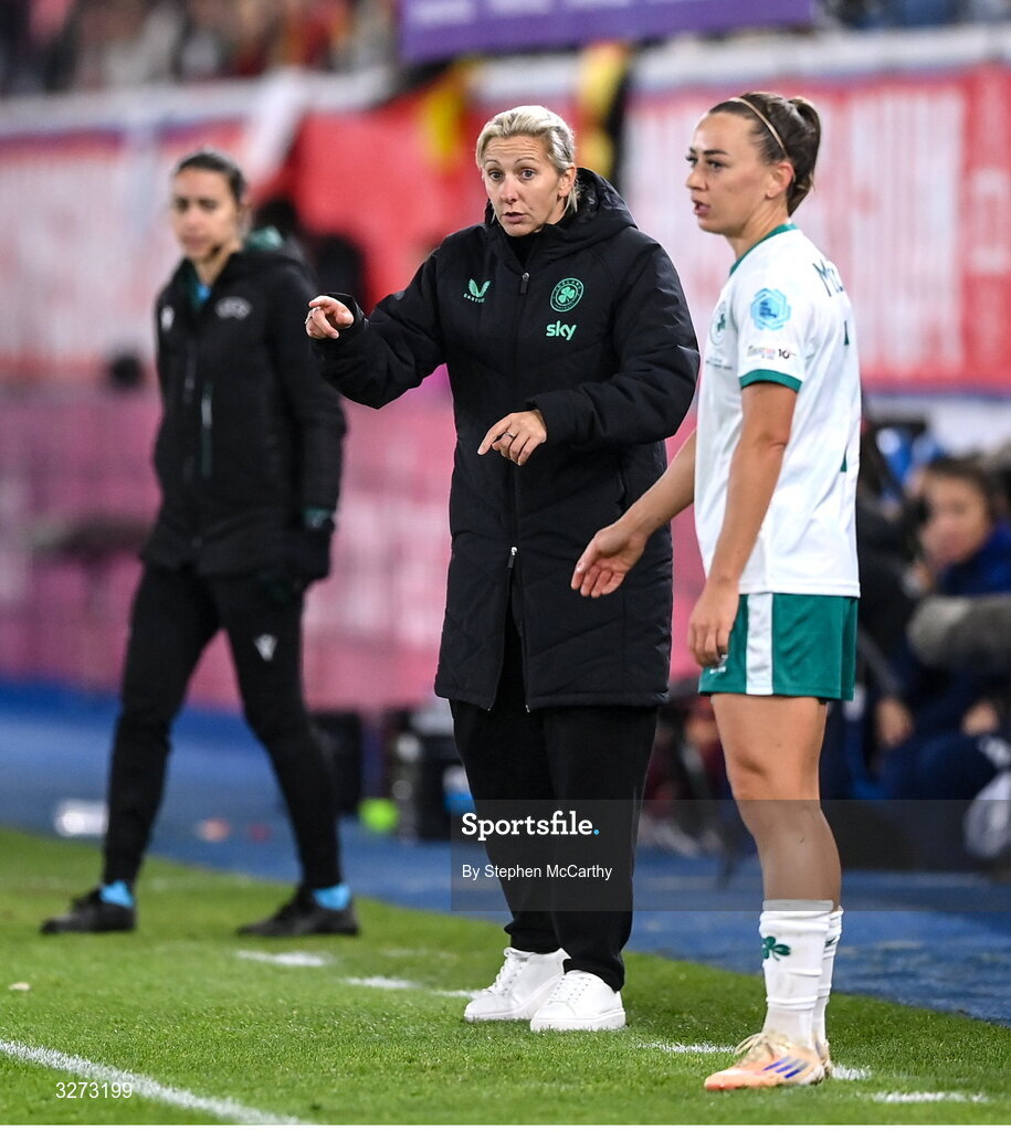 28 October 2025; Republic of Ireland head coach Carla Ward during the UEFA Women's Nations League A/B promotion/relegation play-off second leg match between Belgium and Republic of Ireland at The King Power At Den Dreef Stadium in Leuven, Belgium. Photo by Stephen McCarthy/Sportsfile
