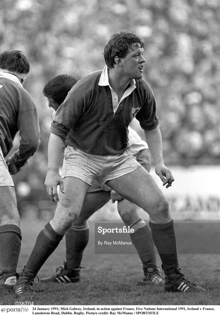 24 January 1991; Mick Galwey, Ireland, in action against France. Five Nations International 1991, Ireland v France, Lansdowne Road, Dublin. Rugby. Picture credit: Ray McManus / SPORTSFILE