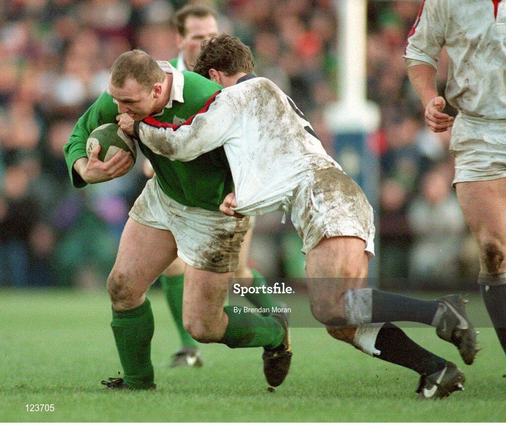 21 January 1995; Keith Wood, Ireland, in action against Kyran Bracken, England. Five Nations Rugby Championship, Ireland v England, Lansdowne Road, Dublin. Picture credit: Brendan Moran / SPORTSFILE