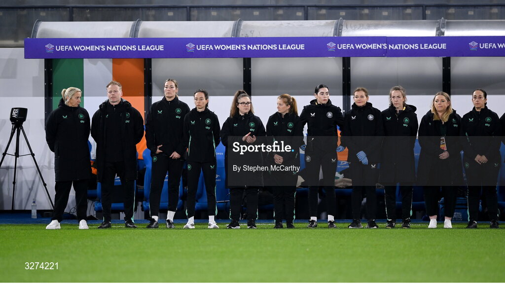 28 October 2025; Republic of Ireland head coach Carla Ward with staff, from left, assistant head coach Alan Mahon, goalkeeping coach Emma Byrne, assistant coach Amber Whiteley, performance analyst Rhianna Farr, performance coach Holly Pickett, physiotherapist Susie Coffey, team doctor Siobhan Forman, physiotherapist Eileen Foyle, team operations manager Jennifer Willmott and performance nutritionist Olivia Patel before the UEFA Women's Nations League A/B promotion/relegation play-off second leg match between Belgium and Republic of Ireland at The King Power At Den Dreef Stadium in Leuven, Belgium. Photo by Stephen McCarthy/Sportsfile