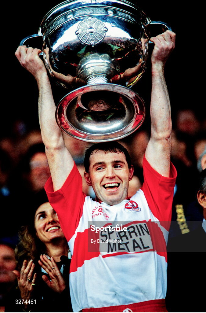 19 September 1993; Derry captain Henry Downey lifts the Sam Maguire Cup after defeating Cork in the All-Ireland Senior Football Championship match at Croke Park in Dublin. Photo by David Maher/Sportsfile