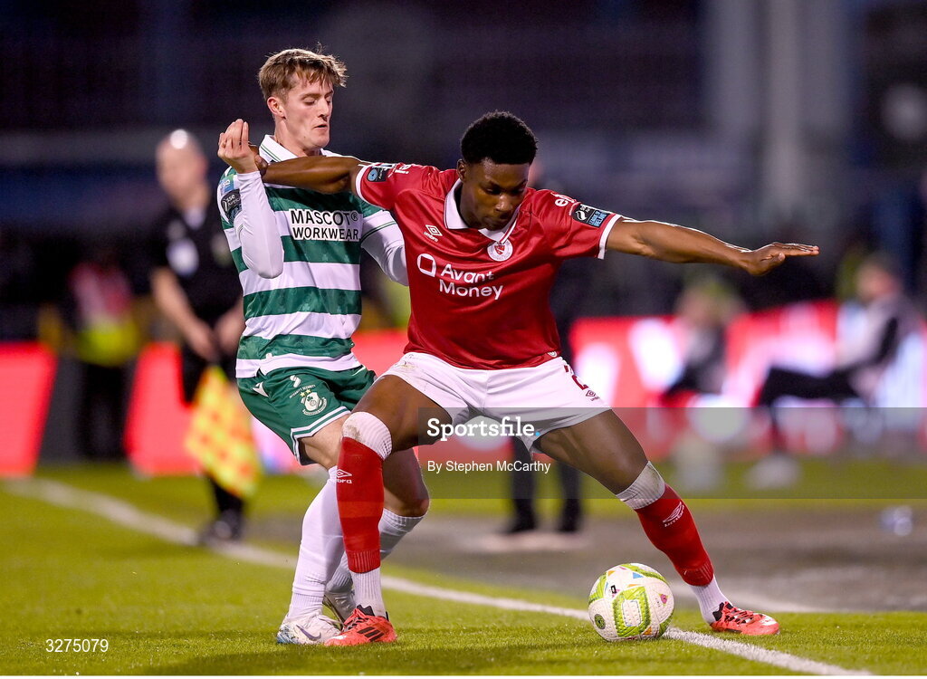 1 November 2025; Edwin Agbaje of Sligo Rovers in action against John McGovern of Shamrock Rovers during the SSE Airtricity Men's Premier Division match between Shamrock Rovers and Sligo Rovers at Tallaght Stadium in Dublin. Photo by Stephen McCarthy/Sportsfile