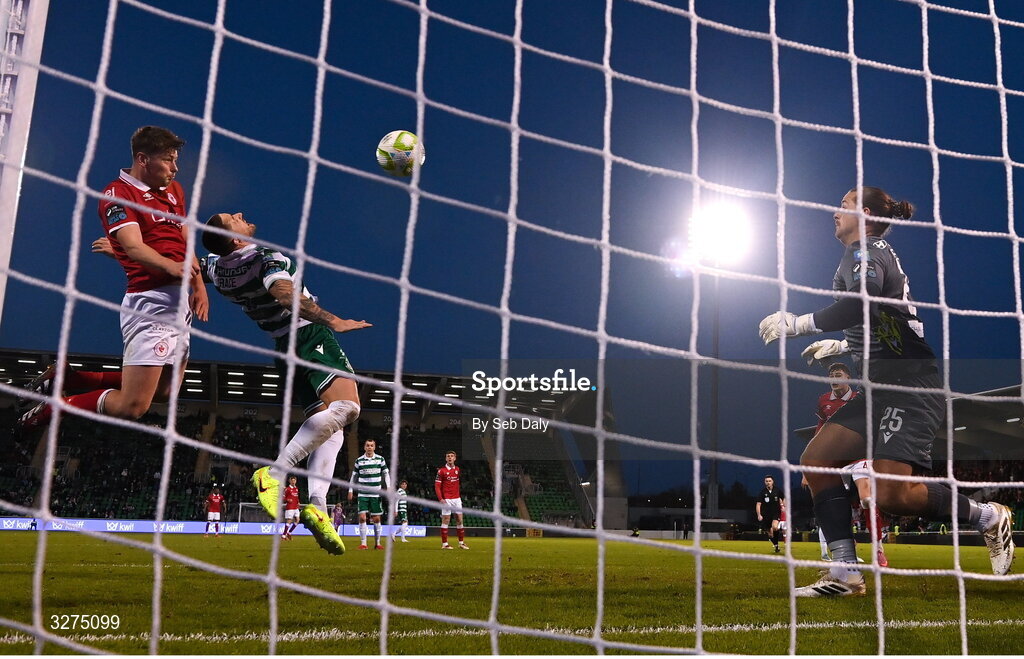 1 November 2025; Ollie Denham of Sligo Rovers heads to score his side's first goal despite the efforts of Lee Grace of Shamrock Rovers during the SSE Airtricity Men's Premier Division match between Shamrock Rovers and Sligo Rovers at Tallaght Stadium in Dublin. Photo by Seb Daly/Sportsfile