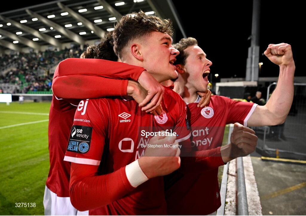 1 November 2025; Owen Elding of Sligo Rovers, left, celebrates with team-mates after scoring his side's second goal, a penalty, during the SSE Airtricity Men's Premier Division match between Shamrock Rovers and Sligo Rovers at Tallaght Stadium in Dublin. Photo by Stephen McCarthy/Sportsfile