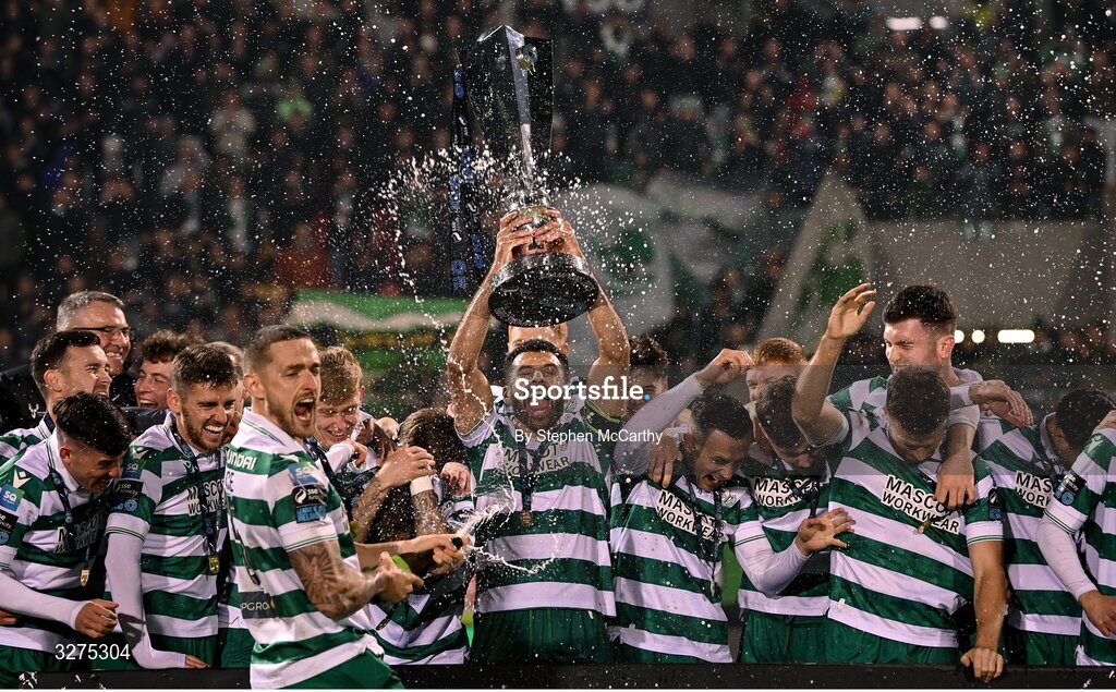 1 November 2025; Roberto Lopes of Shamrock Rovers lifts the SSE Airtricity Men's Premier Division trophy after the SSE Airtricity Men's Premier Division match between Shamrock Rovers and Sligo Rovers at Tallaght Stadium in Dublin. Photo by Stephen McCarthy/Sportsfile