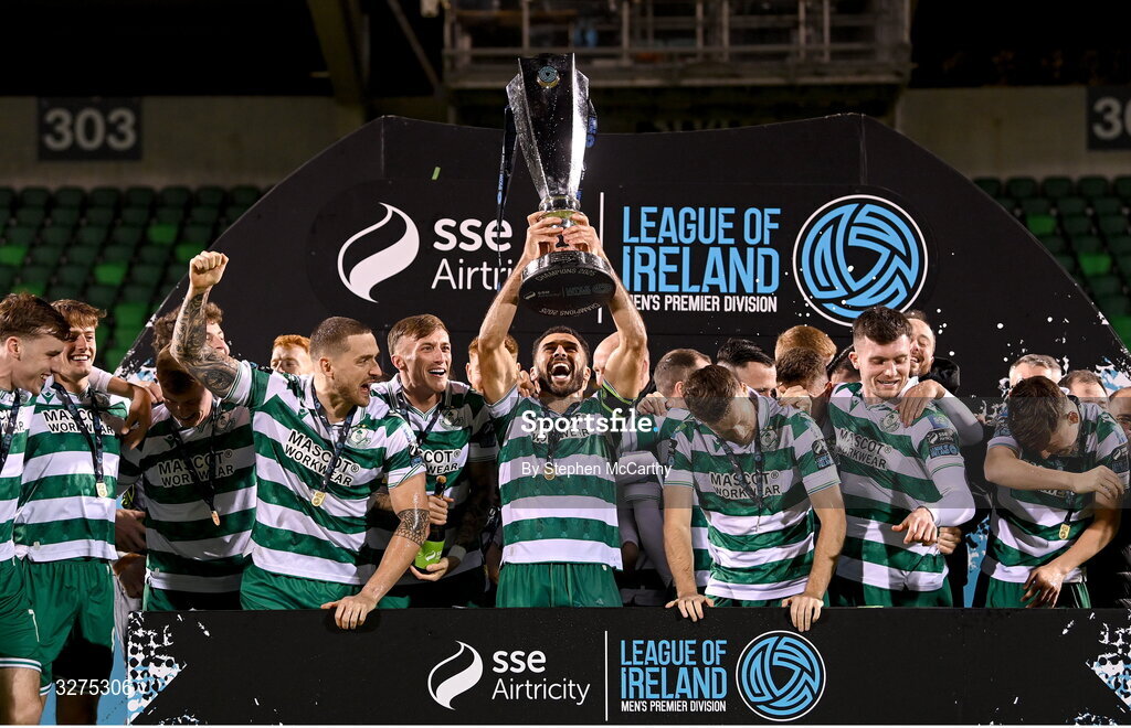 1 November 2025; Roberto Lopes of Shamrock Rovers lifts the SSE Airtricity Men's Premier Division trophy after the SSE Airtricity Men's Premier Division match between Shamrock Rovers and Sligo Rovers at Tallaght Stadium in Dublin. Photo by Stephen McCarthy/Sportsfile