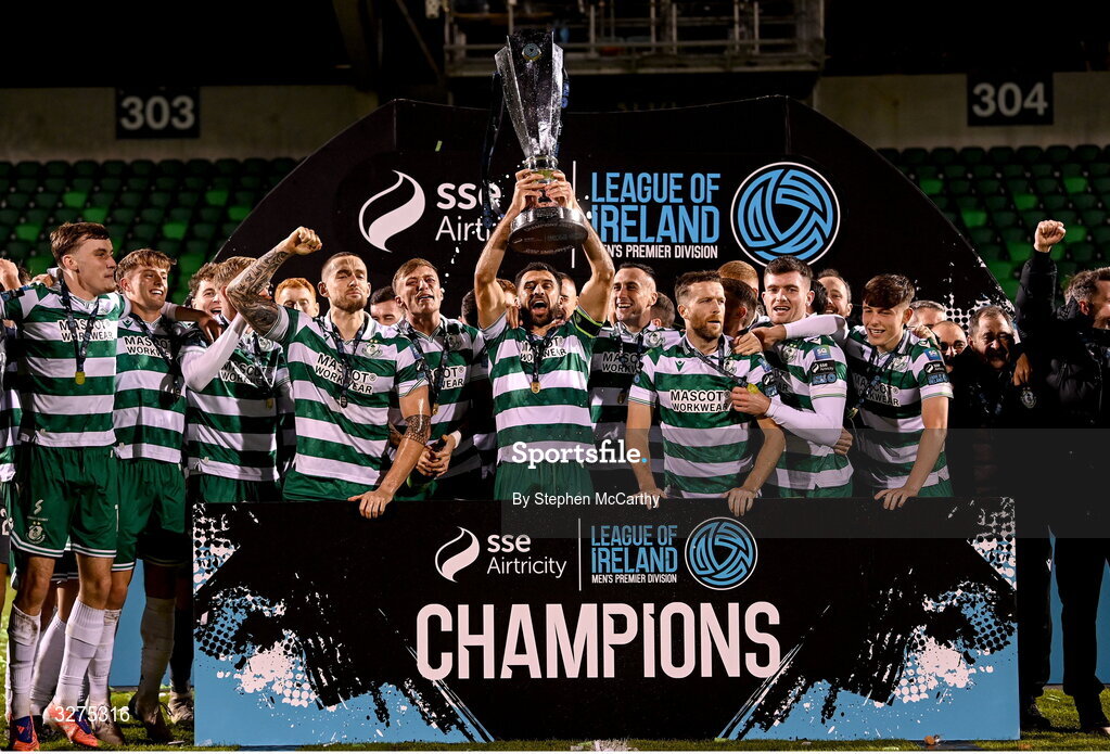 1 November 2025; Roberto Lopes of Shamrock Rovers lifts the SSE Airtricity Men's Premier Division trophy after the SSE Airtricity Men's Premier Division match between Shamrock Rovers and Sligo Rovers at Tallaght Stadium in Dublin. Photo by Stephen McCarthy/Sportsfile