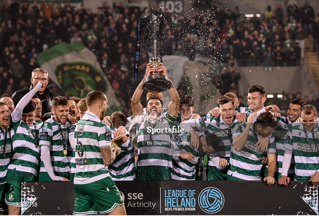 1 November 2025; Roberto Lopes of Shamrock Rovers lifts the SSE Airtricity Men's Premier Division trophy after the SSE Airtricity Men's Premier Division match between Shamrock Rovers and Sligo Rovers at Tallaght Stadium in Dublin. Photo by Stephen McCarthy/Sportsfile