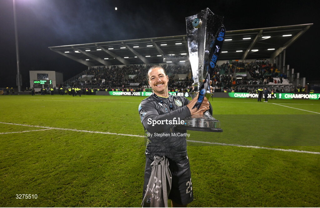1 November 2025; Shamrock Rovers goalkeeper Lee Steacy celebrates with the SSE Airtricity Men's Premier Division trophy after the SSE Airtricity Men's Premier Division match between Shamrock Rovers and Sligo Rovers at Tallaght Stadium in Dublin. Photo by Stephen McCarthy/Sportsfile