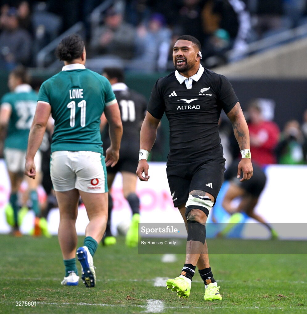 1 November 2025; Ardie Savea of New Zealand celebrates during the Gallagher Cup match between Ireland and New Zealand at Soldier Field in Chicago, USA. Photo by Ramsey Cardy/Sportsfile