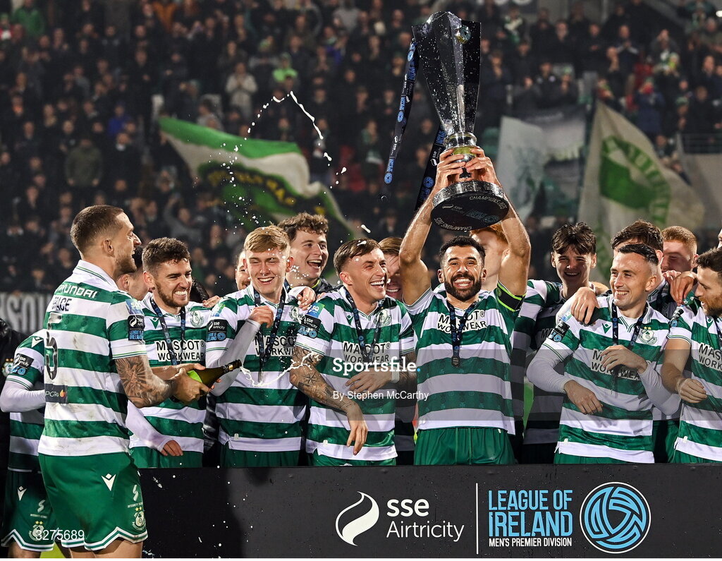 1 November 2025; Shamrock Rovers captain Roberto Lopes and team-mates celebrate with the SSE Airtricity Men's Premier Division trophy after the SSE Airtricity Men's Premier Division match between Shamrock Rovers and Sligo Rovers at Tallaght Stadium in Dublin. Photo by Stephen McCarthy/Sportsfile