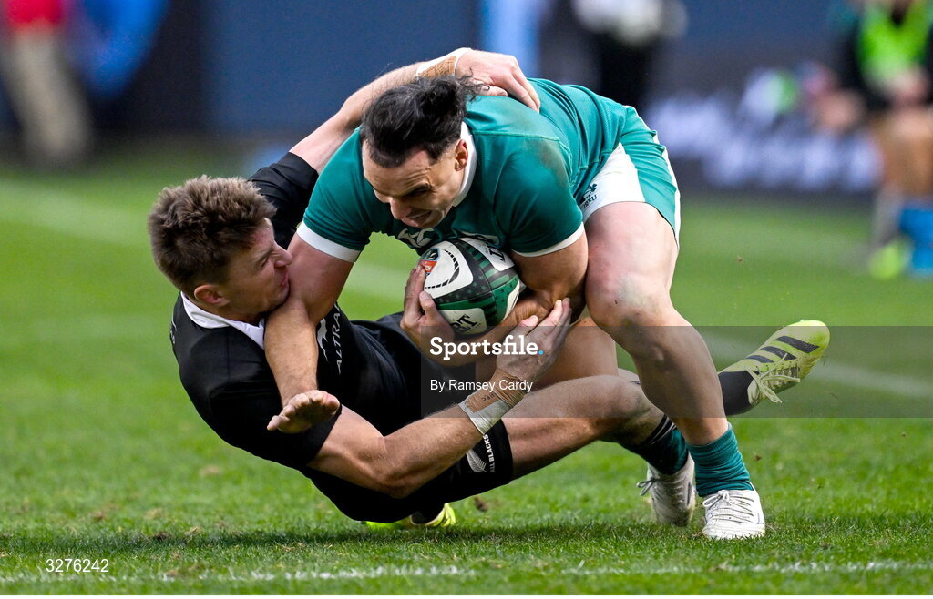 1 November 2025; James Lowe of Ireland in action against Beauden Barrett of New Zealand during the Gallagher Cup match between Ireland and New Zealand at Soldier Field in Chicago, USA. Photo by Ramsey Cardy/Sportsfile