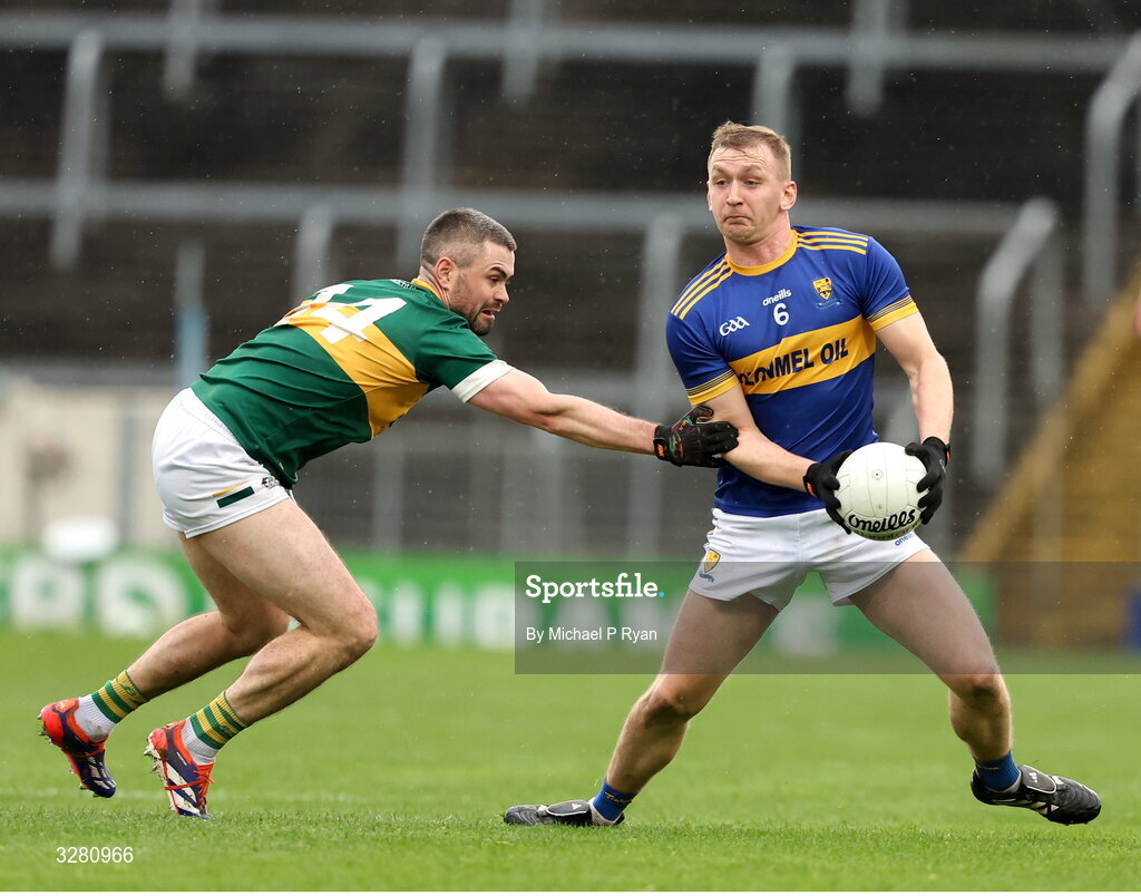 8 November 2025; Daire Brennan of Kilsheelan-Kilcash in action against Michael Quinlivan of Clonmel Commercials during the Tipperary County Senior Club Football Championship final match between Clonmel Commercials and Kilsheelan-Kilcash at FBD Semple Stadium in Thurles, Tipperary. Photo by Michael P Ryan/Sportsfile
