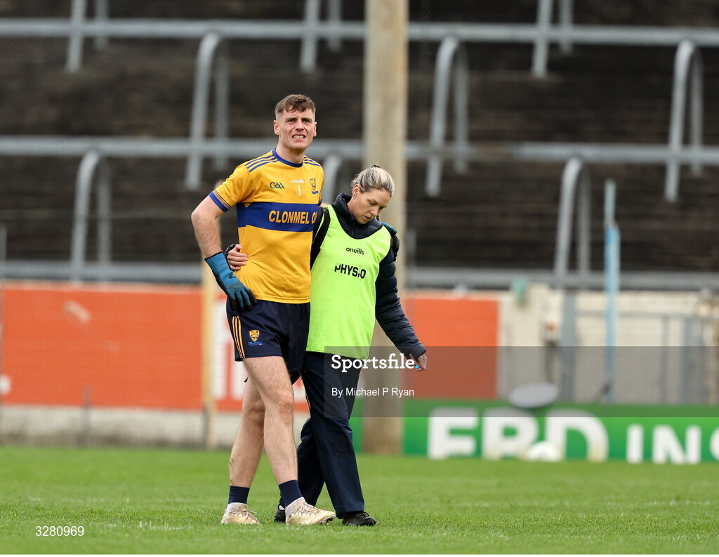 8 November 2025; Kilsheelan-Kilcash goalkeeper Evan Comerford leaves the field after picking up an injury during the Tipperary County Senior Club Football Championship final match between Clonmel Commercials and Kilsheelan-Kilcash at FBD Semple Stadium in Thurles, Tipperary. Photo by Michael P Ryan/Sportsfile