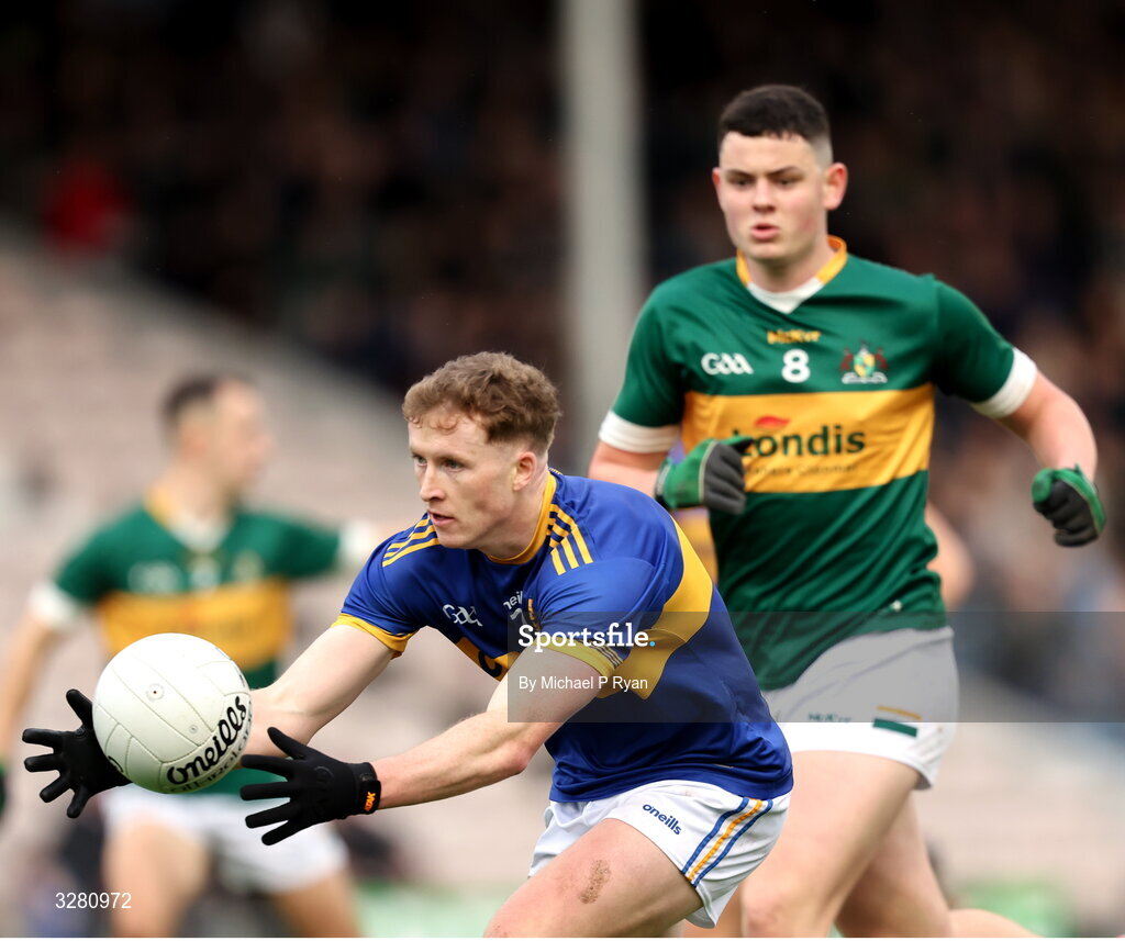 8 November 2025; Billy O'Connor of Kilsheelan-Kilcash in action against Darragh O'Connor of Clonmel Commercials during the Tipperary County Senior Club Football Championship final match between Clonmel Commercials and Kilsheelan-Kilcash at FBD Semple Stadium in Thurles, Tipperary. Photo by Michael P Ryan/Sportsfile