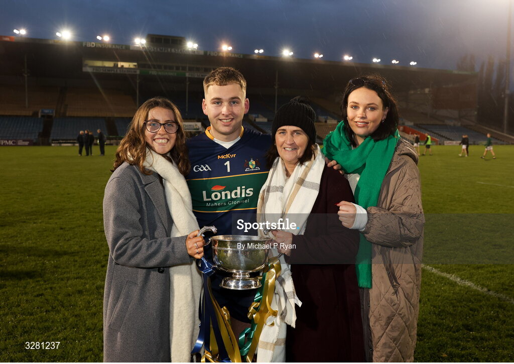 8 November 2025; Clonmel Commercials Shane Ryan pictured with his family, sister Katie, left, mother Anna, and sister Amy, after the Tipperary County Senior Club Football Championship final match between Clonmel Commercials and Kilsheelan-Kilcash at FBD Semple Stadium in Thurles, Tipperary. Photo by Michael P Ryan/Sportsfile
