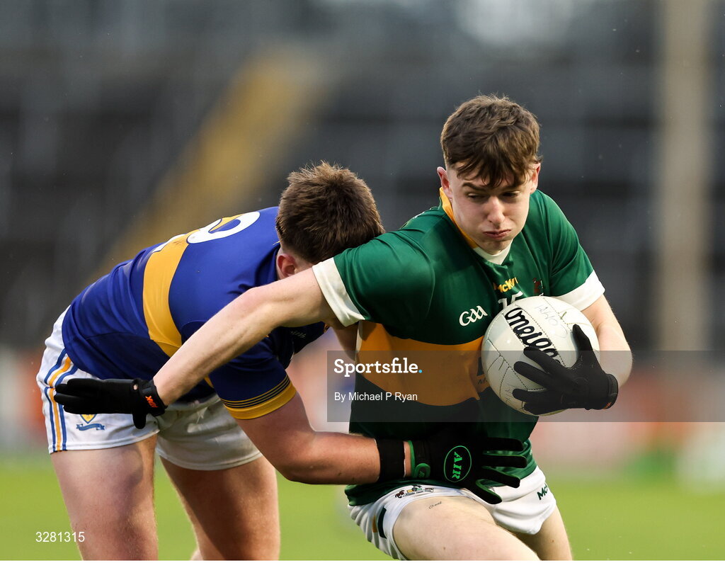 8 November 2025; Cian Smith of Clonmel Commercials in action against Kian Quinn of Kilsheelan-Kilcash during the Tipperary County Senior Club Football Championship final match between Clonmel Commercials and Kilsheelan-Kilcash at FBD Semple Stadium in Thurles, Tipperary. Photo by Michael P Ryan/Sportsfile