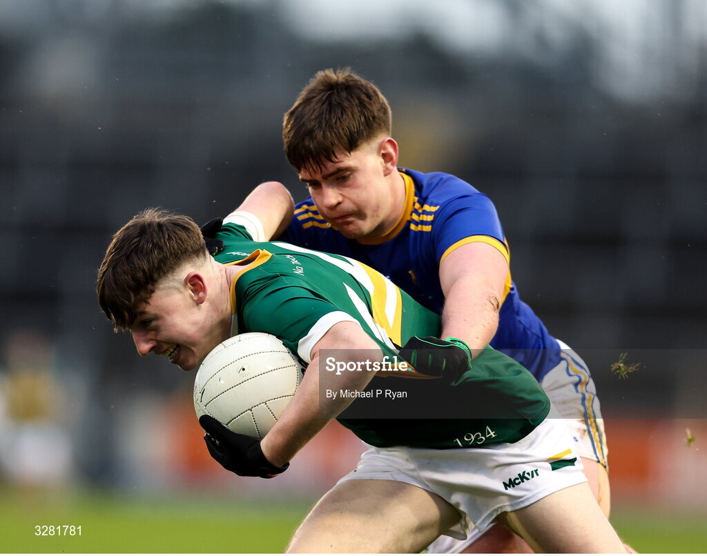 8 November 2025; Cian Smith of Clonmel Commercials in action against Kian Quinn of Kilsheelan-Kilcash during the Tipperary County Senior Club Football Championship final match between Clonmel Commercials and Kilsheelan-Kilcash at FBD Semple Stadium in Thurles, Tipperary. Photo by Michael P Ryan/Sportsfile