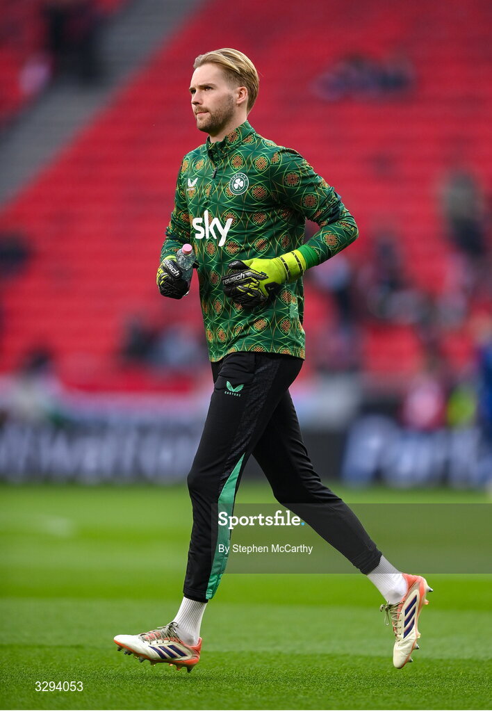 16 November 2025; Republic of Ireland goalkeeper Caoimhin Kelleher before the FIFA World Cup 2026 Group F Qualifier match between Hungary and Republic of Ireland at Puskás Aréna in Budapest, Hungary. Photo by Stephen McCarthy/Sportsfile