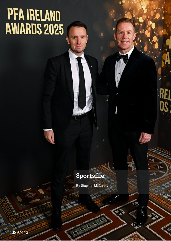 22 November 2025; PFA Ireland chairperson Brendan Clarke, left, and PFA Ireland general secretary Stephen McGuinness during the PFA Ireland Awards 2025 at The College Green Hotel in Dublin. Photo by Stephen McCarthy/Sportsfile