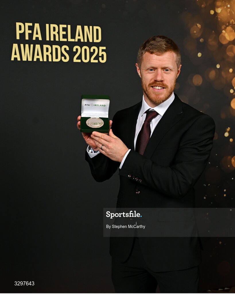 22 November 2025; Daryl Horgan of Dundalk with his PFA Ireland Men's First Division Team of the Year 2025 medal during the PFA Ireland Awards 2025 at The College Green Hotel in Dublin. Photo by Stephen McCarthy/Sportsfile