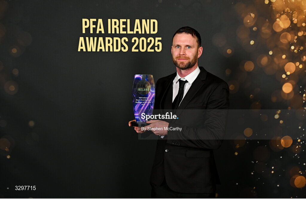 22 November 2025; Dundalk manager Ciaran Kilduff with his PFA Ireland Men's First Division Manager of the Year 2025 award during the PFA Ireland Awards 2025 at The College Green Hotel in Dublin. Photo by Stephen McCarthy/Sportsfile