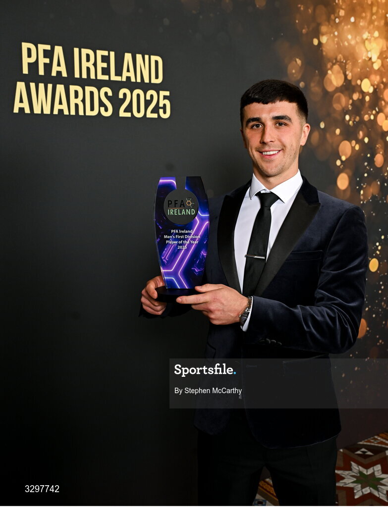 22 November 2025; Barry Coffey of Cobh Ramblers with his PFA Ireland Men’s First Division Player of the Year 2025 award during the PFA Ireland Awards 2025 at The College Green Hotel in Dublin. Photo by Stephen McCarthy/Sportsfile