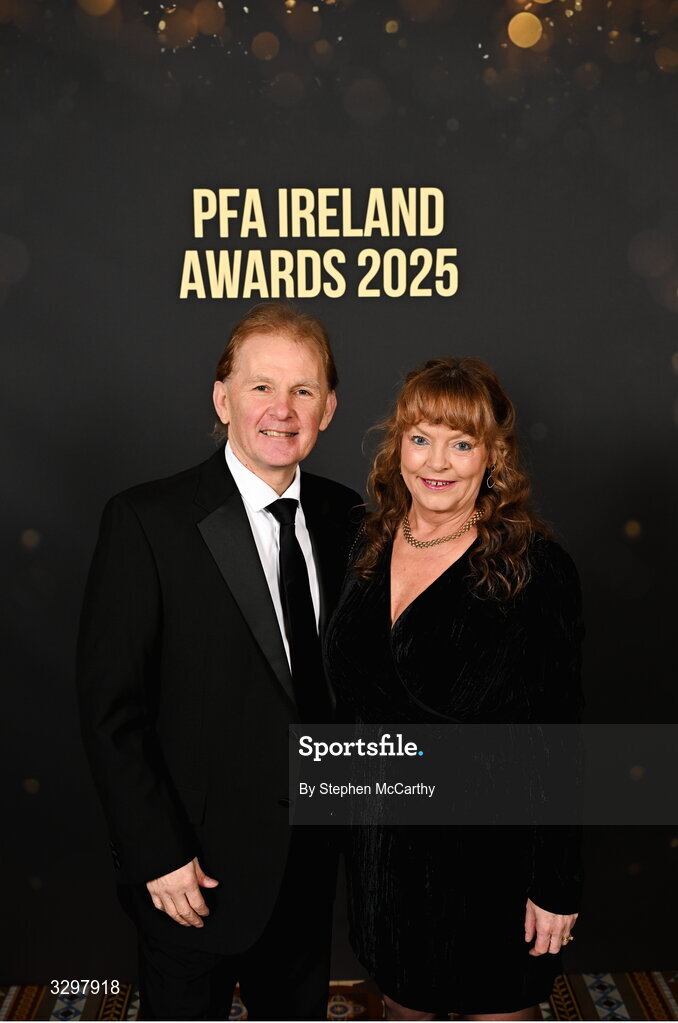 22 November 2025; Liam Buckley and wife Orlaith during the PFA Ireland Awards 2025 at The College Green Hotel in Dublin. Photo by Stephen McCarthy/Sportsfile