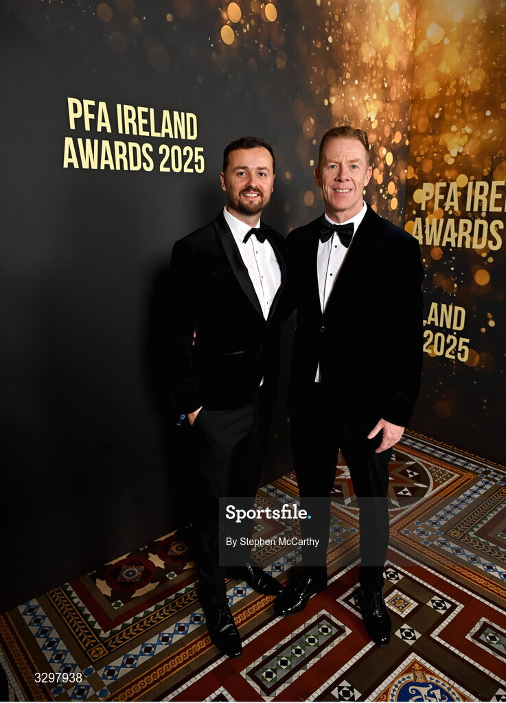 22 November 2025; Stephen Bent, left, and PFA Ireland general secretary Stephen McGuinness during the PFA Ireland Awards 2025 at The College Green Hotel in Dublin. Photo by Stephen McCarthy/Sportsfile
