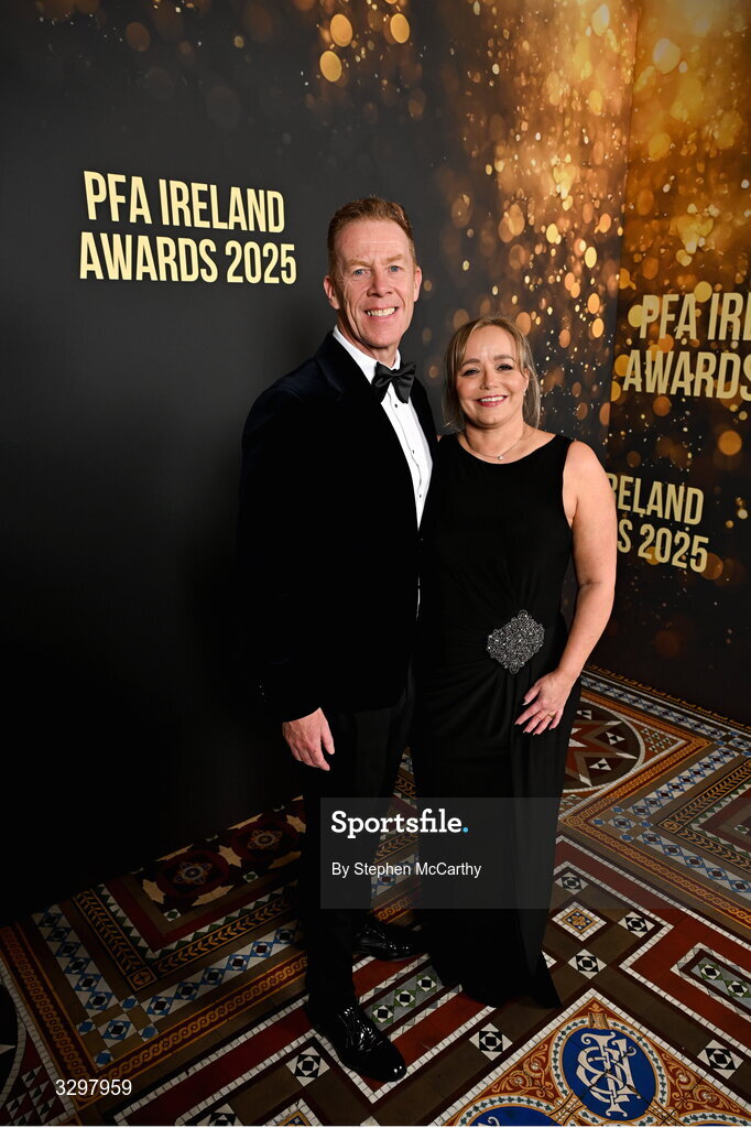 22 November 2025; PFA Ireland general secretary Stephen McGuinness, and girlfriend Louise Kearns during the PFA Ireland Awards 2025 at The College Green Hotel in Dublin. Photo by Stephen McCarthy/Sportsfile