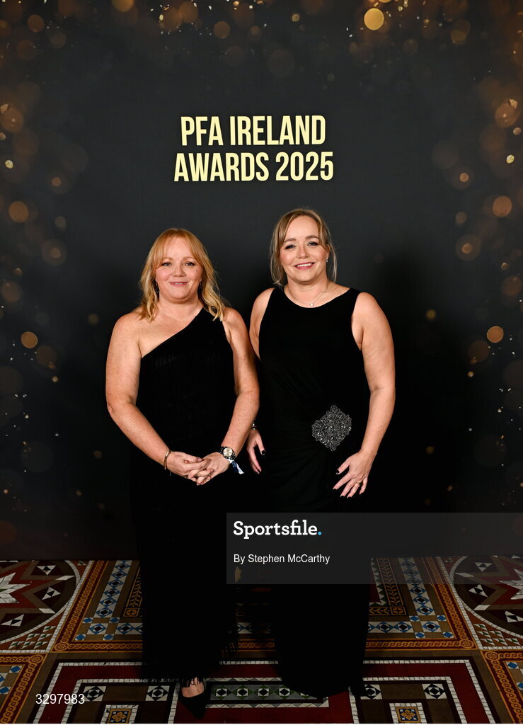22 November 2025; Fiona, left, and Louise Kearns during the PFA Ireland Awards 2025 at The College Green Hotel in Dublin.     Photo by Stephen McCarthy/Sportsfile