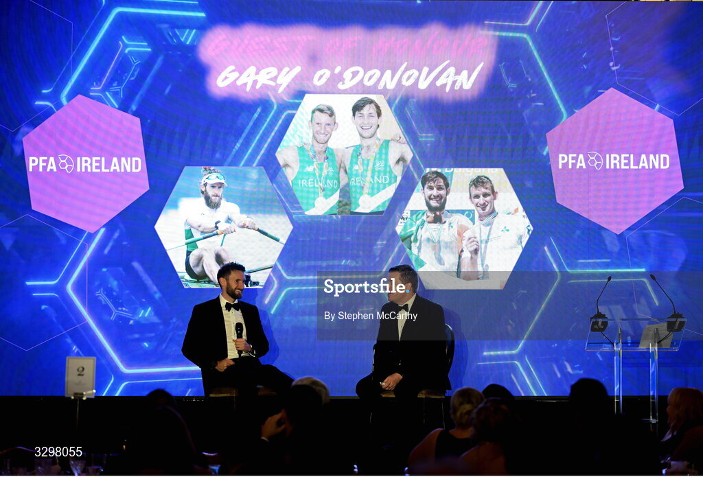 22 November 2025; Guest of Honour Gary O'Donovan is interviewed by MC Darragh Maloney during the PFA Ireland Awards 2025 at The College Green Hotel in Dublin. Photo by Stephen McCarthy/Sportsfile