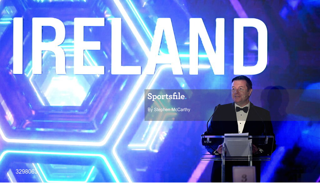 22 November 2025; MC Darragh Maloney during the PFA Ireland Awards 2025 at The College Green Hotel in Dublin. Photo by Stephen McCarthy/Sportsfile
