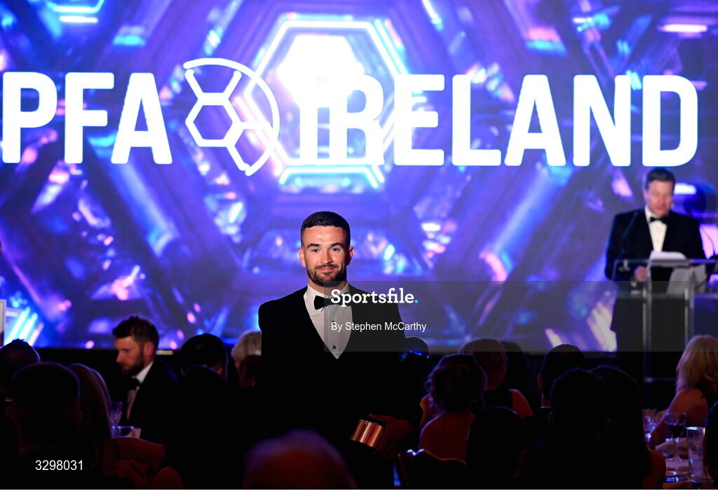 22 November 2025; Michael Duffy of Derry City after being presented with his PFA Ireland Men’s Player of the Year 2025 award during the PFA Ireland Awards 2025 at The College Green Hotel in Dublin. Photo by Stephen McCarthy/Sportsfile