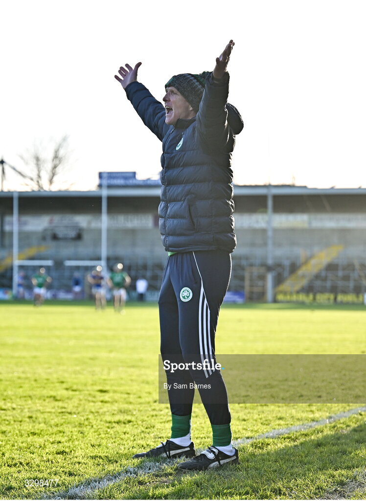 23 November 2025; Shamrocks Ballyhale manager Henry Shefflin reacts during the AIB Leinster GAA Hurling Senior Club Championship semi-final match between Shamrocks Ballyhale and Clough Ballacolla at UPMC Nowlan Park in Kilkenny. Photo by Sam Barnes/Sportsfile