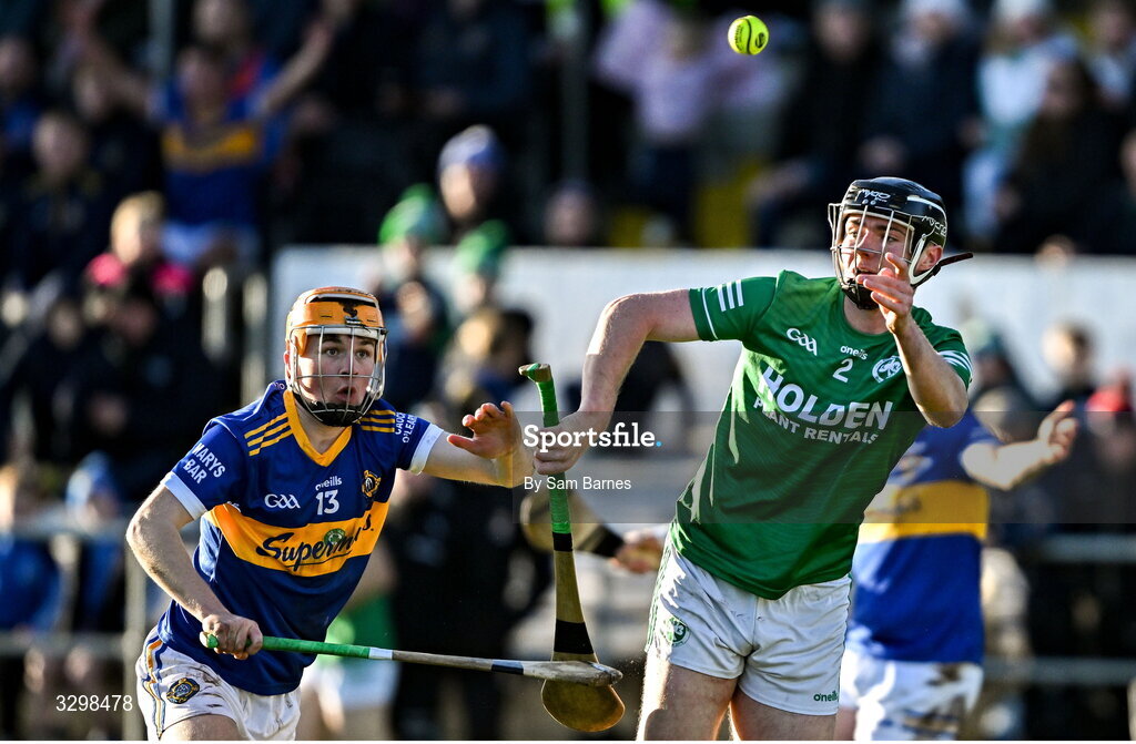 23 November 2025; Killian Corcoran of Shamrocks Ballyhale in action against Darren Maher of Clough Ballacolla during the AIB Leinster GAA Hurling Senior Club Championship semi-final match between Shamrocks Ballyhale and Clough Ballacolla at UPMC Nowlan Park in Kilkenny. Photo by Sam Barnes/Sportsfile