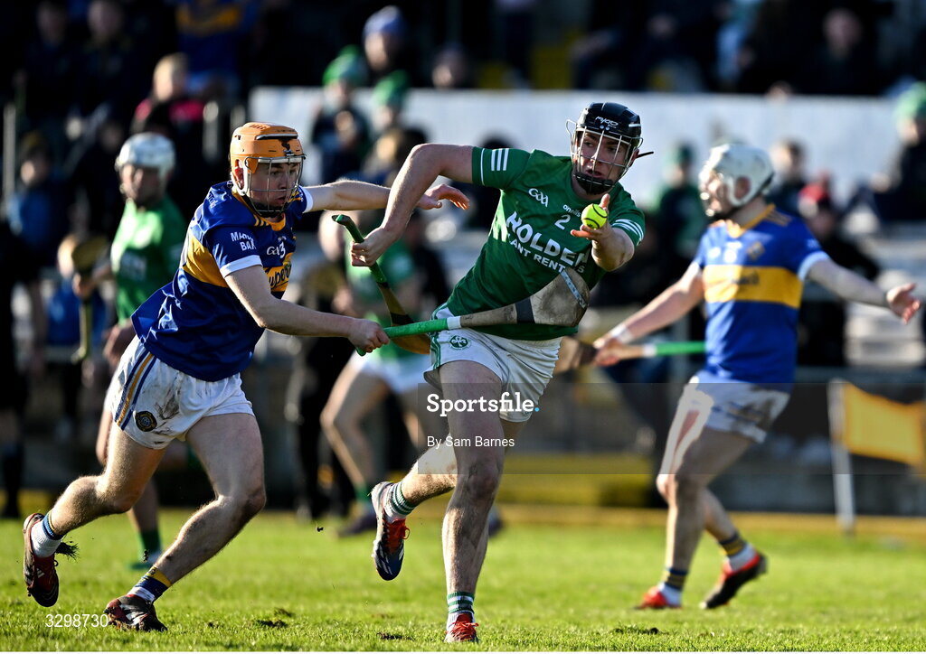 23 November 2025; Killian Corcoran of Shamrocks Ballyhale in action against Darren Maher of Clough Ballacolla during the AIB Leinster GAA Hurling Senior Club Championship semi-final match between Shamrocks Ballyhale and Clough Ballacolla at UPMC Nowlan Park in Kilkenny. Photo by Sam Barnes/Sportsfile
