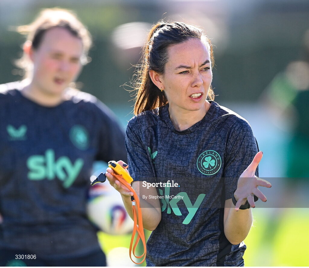 29 November 2025; Republic of Ireland assistant coach Amber Whiteley before the women's international friendly match between Republic of Ireland and Hungary at Marbella Football Centre in Marbella, Spain. Photo by Stephen McCarthy/Sportsfile