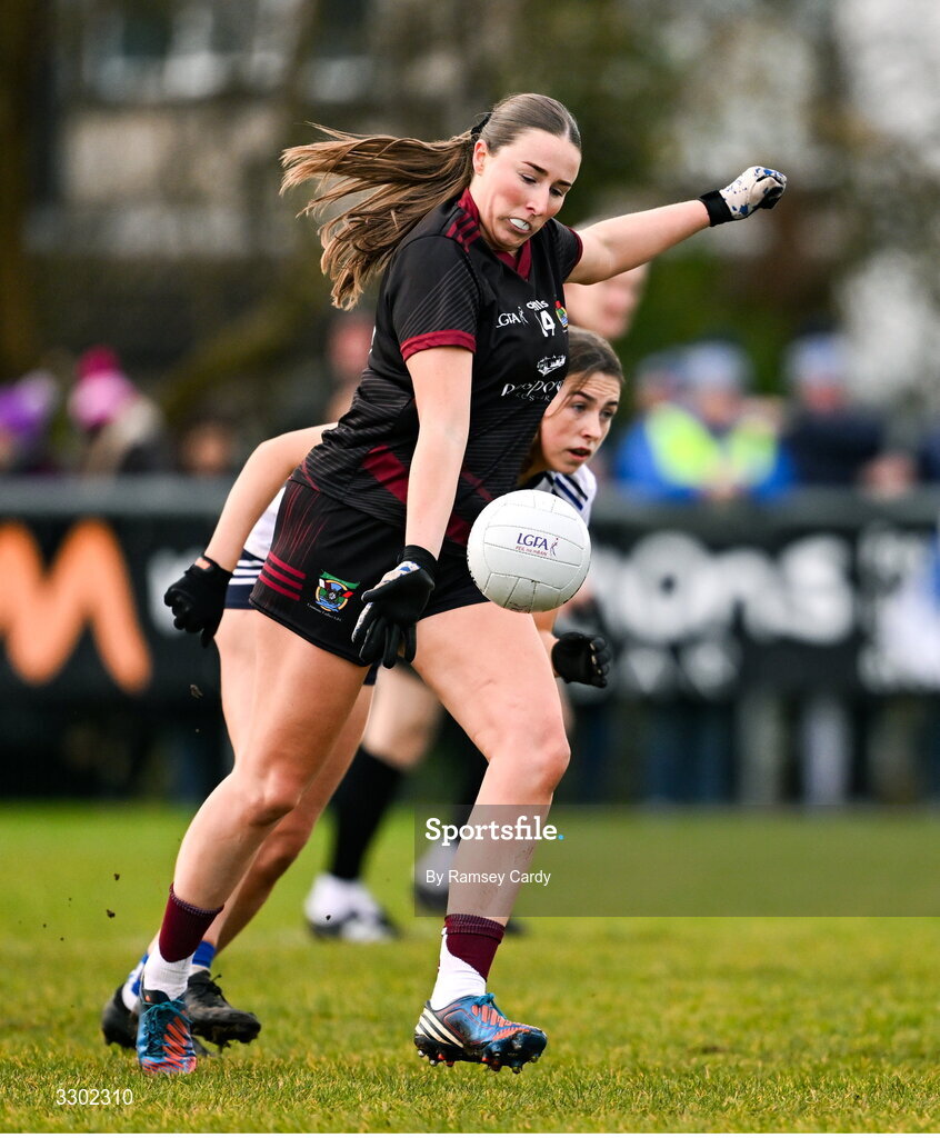 29 November 2025; Eimear Burke of Cromane during the AIB All-Ireland Ladies Football Club Junior Club Championship semi-final match between Cavan Gaels of Cavan and Cromane of Kerry at Terry Coyle Park in Cavan. Photo by Ramsey Cardy/Sportsfile
