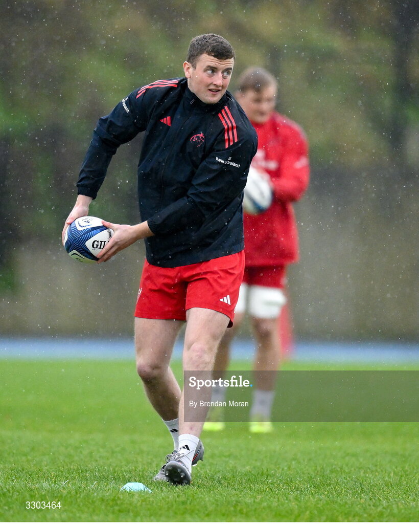 1 December 2025; Fionn Gibbons during Munster Rugby squad training at the University of Limerick in Limerick. Photo by Brendan Moran/Sportsfile