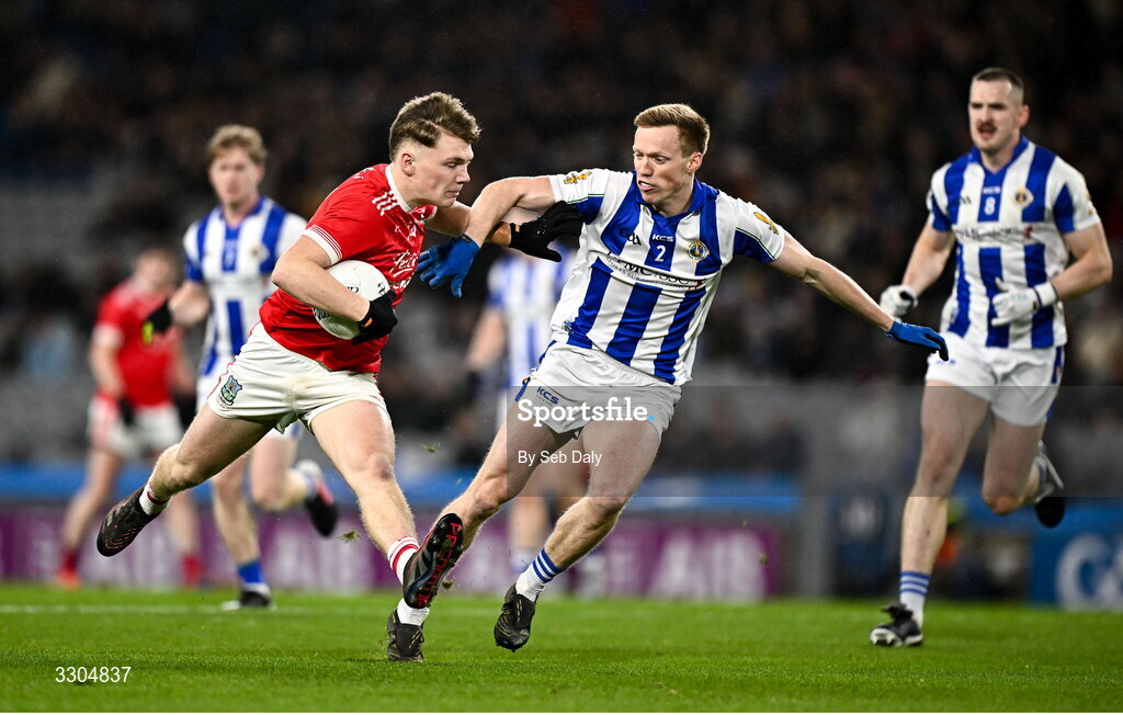 6 December 2025; Colm Moran of Athy in action against Brian Bobbett of Ballyboden St Enda’s during the AIB Leinster GAA Football Senior Club Championship final match between Athy of Kildare and Ballyboden St Enda's of Dublin at Croke Park in Dublin. Photo by Seb Daly/Sportsfile