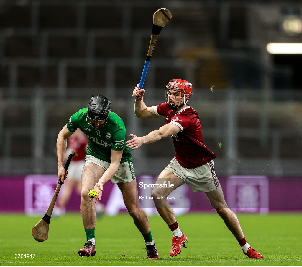 6 December 2025; Diarmuid O Leary of St Martin’s in action against Liam Barron of Shamrocks Ballyhale during the AIB Leinster GAA Hurling Senior Club Championship final match between St Martin's of Wexford and Shamrocks Ballyhale of Kilkenny at Croke Park in Dublin. Photo by Thomas Flinkow/Sportsfile