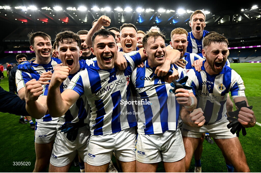 6 December 2025; Ballyboden St Enda's, including Colm Basquel, front left, and Peter Healy, centre, celebrate after their side's victory in the AIB Leinster GAA Football Senior Club Championship final match between Athy of Kildare and Ballyboden St Enda's of Dublin at Croke Park in Dublin. Photo by Seb Daly/Sportsfile