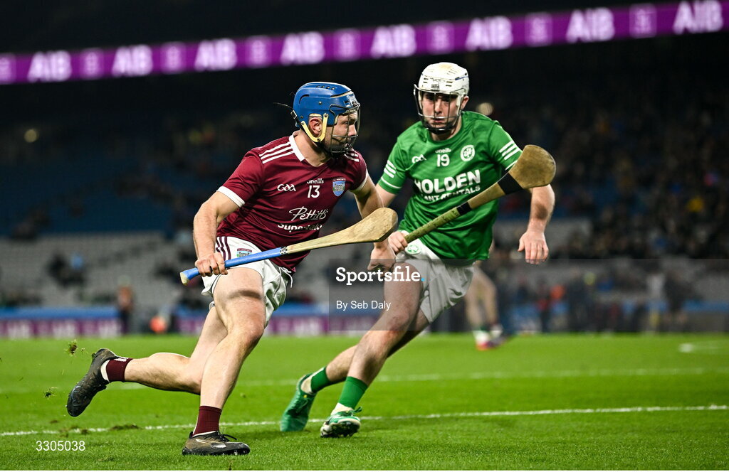 6 December 2025; Michael Coleman of St Martin’s in action against Dara Mason of Shamrocks Ballyhale during the AIB Leinster GAA Hurling Senior Club Championship final match between St Martin's of Wexford and Shamrocks Ballyhale of Kilkenny at Croke Park in Dublin. Photo by Seb Daly/Sportsfile