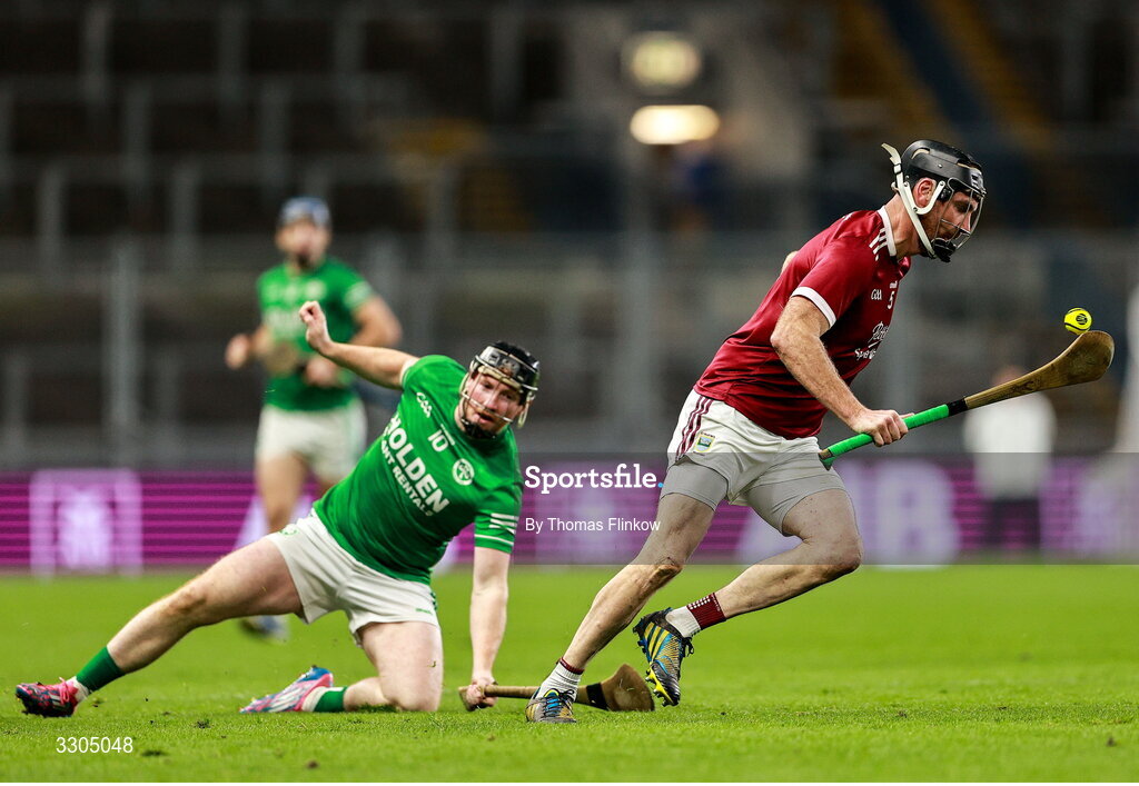 6 December 2025; Daithí Waters of St Martin’s in action against Paddy Mullen of Shamrocks Ballyhale during the AIB Leinster GAA Hurling Senior Club Championship final match between St Martin's of Wexford and Shamrocks Ballyhale of Kilkenny at Croke Park in Dublin. Photo by Thomas Flinkow/Sportsfile