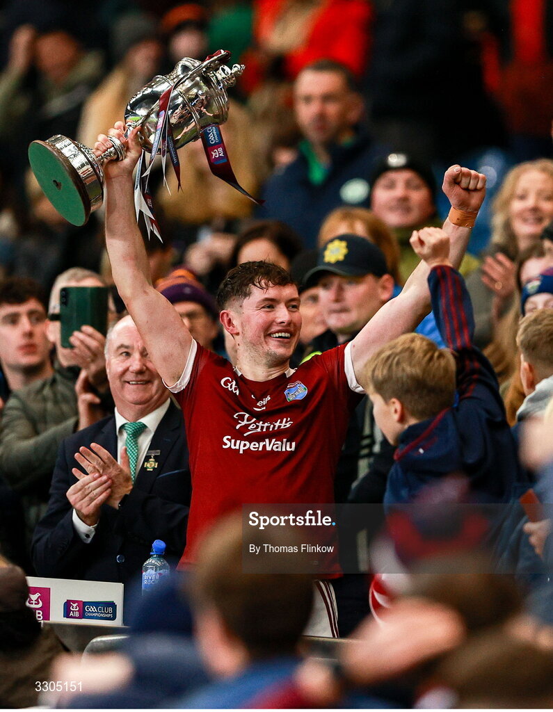 6 December 2025; St Martin's captain Conor Firman lifts the O'Neill Cup after his side's victory in the AIB Leinster GAA Hurling Senior Club Championship final match between St Martin's of Wexford and Shamrocks Ballyhale of Kilkenny at Croke Park in Dublin. Photo by Thomas Flinkow/Sportsfile