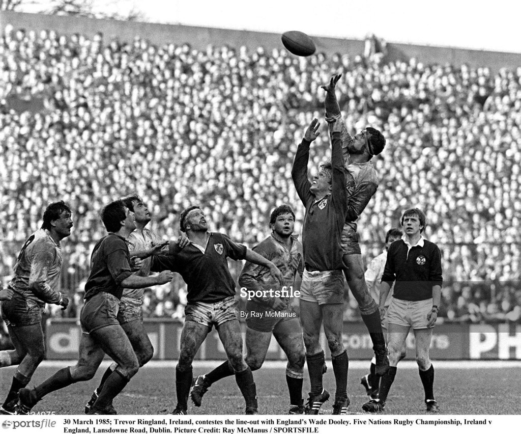 30 March 1985; Trevor Ringland, Ireland, contestes the line-out with England's Wade Dooley. Five Nations Rugby Championship, Ireland v England, Lansdowne Road, Dublin. Picture Credit: Ray McManus / SPORTSFILE