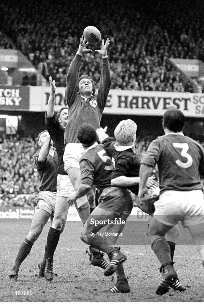 2 February 1985; Brian Spillane of Ireland wins possession in a lineout against Scotland during the Five Nations Championship match between Scotland and Ireland at Murrayfield in Edinburgh, Scotland. Photo by Ray McManus/Sportsfile