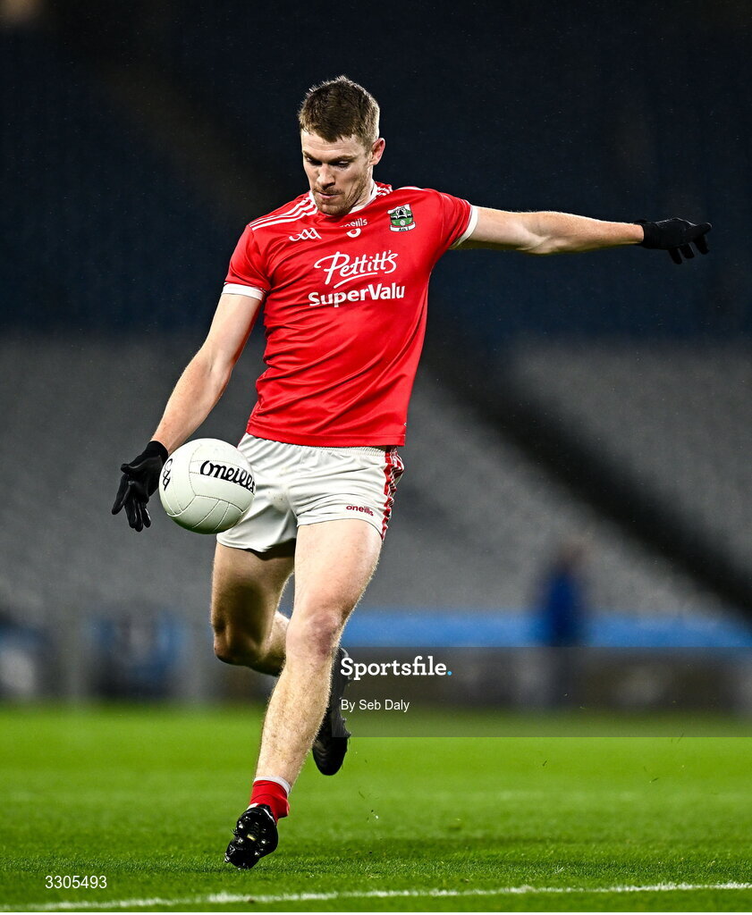 6 December 2025; Kevin Feely of Athy kicks a two-point score during the AIB Leinster GAA Football Senior Club Championship final match between Athy of Kildare and Ballyboden St Enda's  of Dublin at Croke Park in Dublin. Photo by Seb Daly/Sportsfile