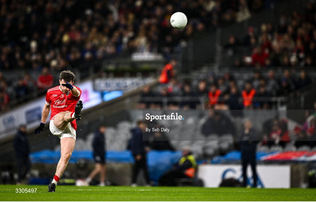 6 December 2025; Niall Kelly of Athy converts a free during the AIB Leinster GAA Football Senior Club Championship final match between Athy of Kildare and Ballyboden St Enda's of Dublin at Croke Park in Dublin. Photo by Seb Daly/Sportsfile